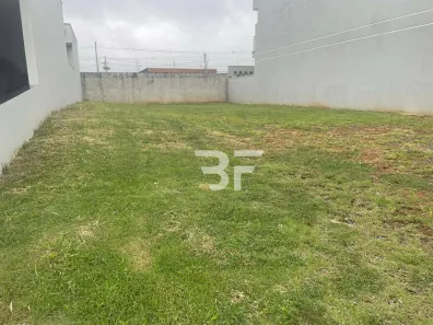Lote/Terreno à venda, 300m² no Jardim Residencial Dona Lucilla, Indaiatuba