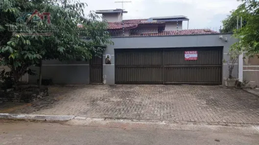 Casa com 4 Quartos à venda, 320m² no Plano Diretor Sul, Palmas