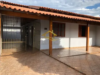 Casa com 3 Quartos à venda, 155m² no Conjunto Habitacional Violim, Londrina