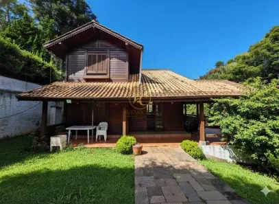 Casa com 5 Quartos para alugar, 380m² no Caraguatá, Mairiporã