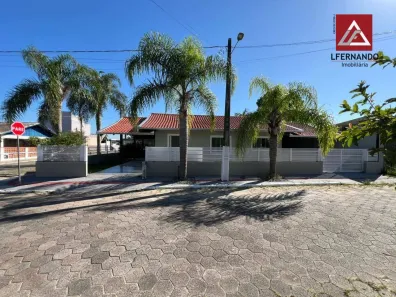Casa com 3 Quartos à venda, 127m² no Centro, Balneário Piçarras