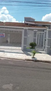 Casa com 3 Quartos à venda, 220m² no Jardim América, Ourinhos