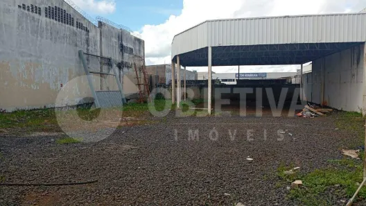 Galpão/Depósito/Armazém à venda, 1435m² no Minas Gerais, Uberlândia