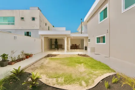 Casa de Condomínio com 5 Quartos à venda, 230m² no São Pedro, Juiz de Fora