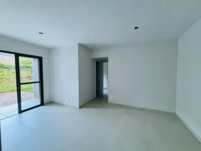 Apartamento com 2 Quartos para alugar, 81m² no Aurora, Londrina