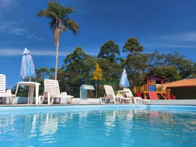 Fazenda/Sítio com 4 Quartos à venda, 1000m² no Guavirituva, Nazaré Paulista