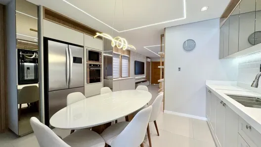 Sobrado com 3 Quartos à venda, 160m² no Jardim Sofia, Joinville