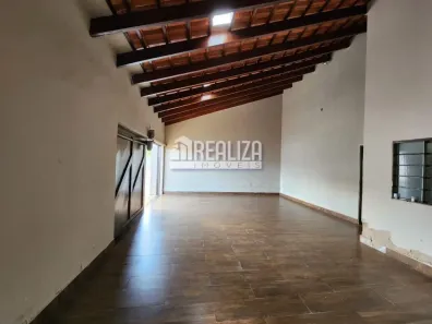 Casa com 2 Quartos à venda, 143m² no Parque dos Buritis, Uberaba