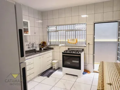 Casa com 3 Quartos à venda, 165m² no Vila Caputera, Mogi das Cruzes
