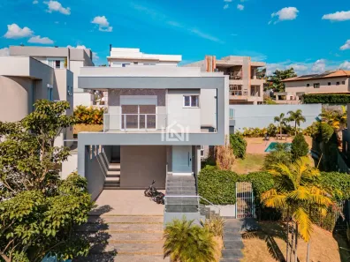 Casa de Condomínio com 4 Quartos à venda, 307m² no Paisagem Renoir, Cotia