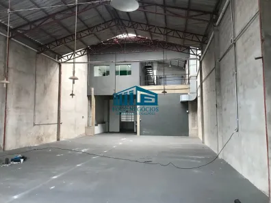 Galpão/Depósito/Armazém para alugar, 800m² no Americanópolis, São Paulo
