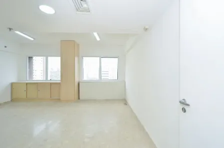 Sala Comercial para alugar, 28m² no Liberdade, São Paulo