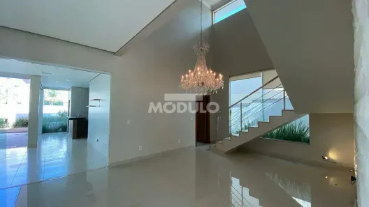 Casa de Condomínio com 4 Quartos para alugar, 328m² no Nova Uberlândia, Uberlândia