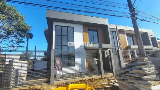 Sobrado com 3 Quartos à venda, 158m² no Estância Velha, Canoas