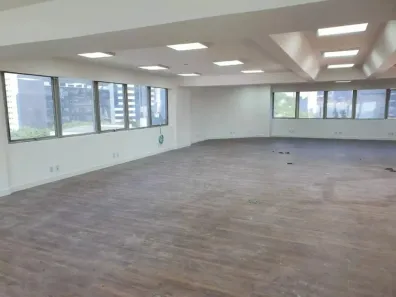 Sala Comercial para alugar, 204m² no Cidade Monções, São Paulo