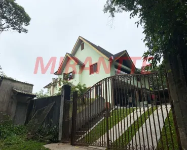 Sobrado com 3 Quartos à venda, 230m² no Caraguatá, Mairiporã