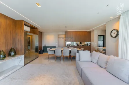Apartamento com 3 Quartos à venda, 146m² no Água Verde, Curitiba