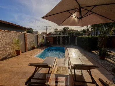 Casa com 4 Quartos à venda, 237m² no Chácara São João, Mogi Guaçu