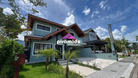Casa com 4 Quartos à venda, 290m² no Balneário Copacabana, Caraguatatuba