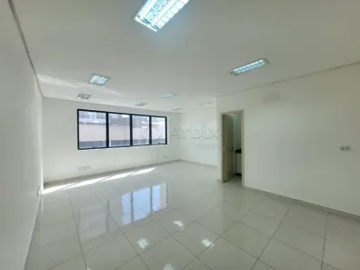 Ponto Comercial para alugar, 64m² no Vila Santo Antônio, Americana