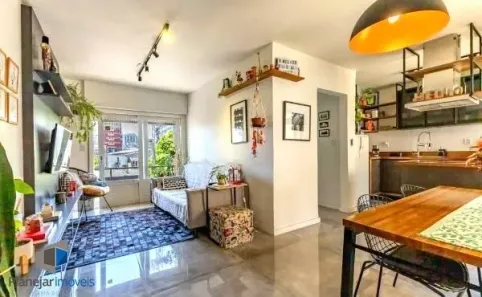 Apartamento com 2 Quartos à venda, 65m² no Cidade Baixa, Porto Alegre
