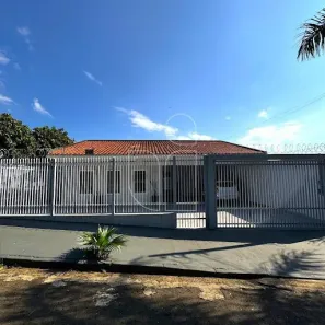Casa com 4 Quartos à venda, 242m² no Jardim Aquárius, Marília