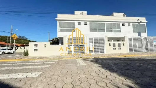 Sobrado com 2 Quartos à venda, 85m² no Zimbros, Bombinhas