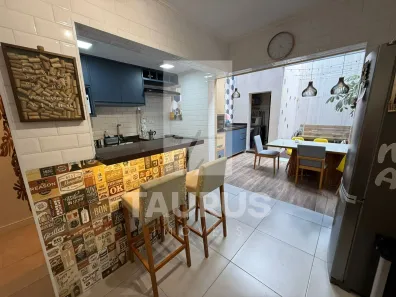 Sobrado com 2 Quartos à venda, 94m² no Vila Uberabinha, São Paulo
