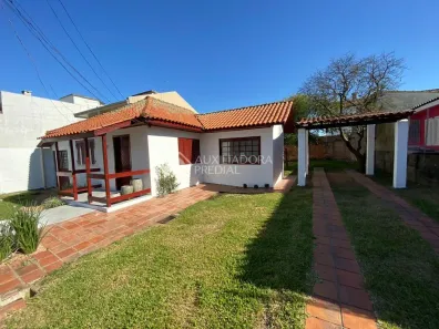 Casa com 3 Quartos à venda, 352m² no Niterói, Canoas
