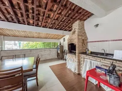 Casa com 5 Quartos à venda, 250m² no Demarchi, São Bernardo do Campo