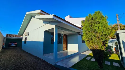Casa com 2 Quartos à venda, 167m² no Santa Felicidade, Cascavel