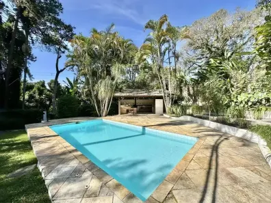 Casa de Condomínio com 3 Quartos para alugar, 1527m² no Granja Viana, Cotia