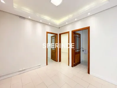 Casa com 3 Quartos para alugar, 240m² no São Geraldo, Porto Alegre