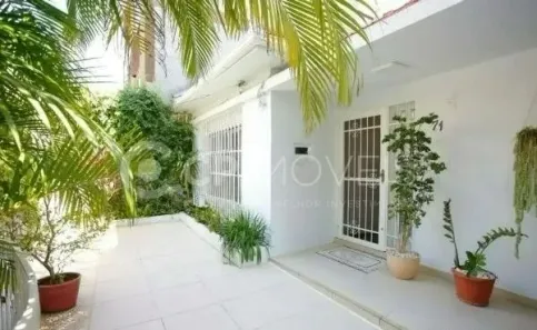 Casa com 4 Quartos à venda, 140m² no Passo da Areia, Porto Alegre