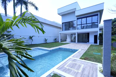 Casa de Condomínio com 4 Quartos à venda, 360m² no Condomínio do Lago, Goiânia