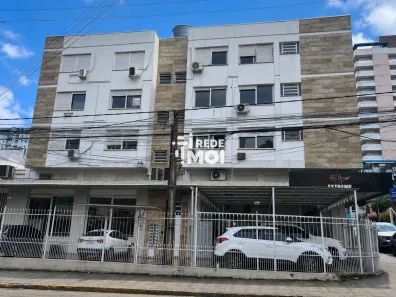 Apartamento com 2 Quartos para alugar, 68m² no Centro, Santa Maria