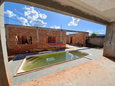 Casa com 3 Quartos à venda, 220m² no , Mateus Leme