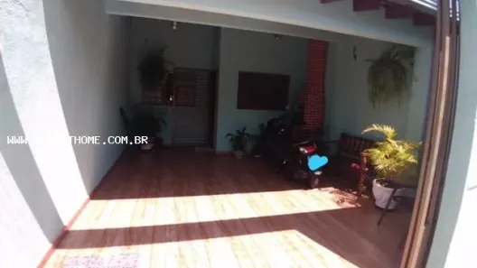 Casa com 2 Quartos à venda, 125m² no Brasília, Londrina
