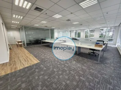 Sala Comercial para alugar, 254m² no Vila Olímpia, São Paulo