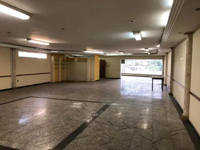 Sala Comercial para alugar, 900m² no Fundação, São Caetano do Sul
