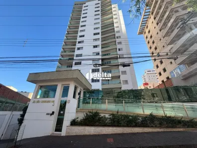 Apartamento com 3 Quartos para alugar, 140m² no Patrimônio, Uberlândia