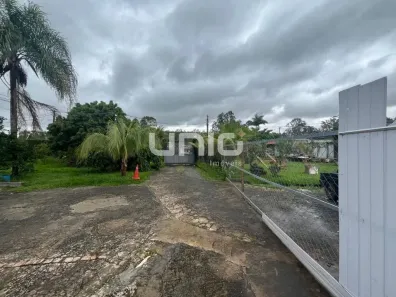 Fazenda/Sítio com 3 Quartos para alugar, 400m² no Centro, Piracicaba