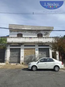 Casa com 3 Quartos à venda, 250m² no Parque Piratininga, Itaquaquecetuba