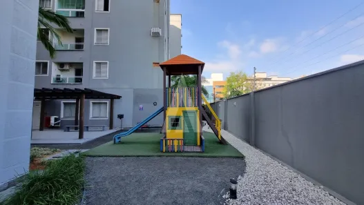 Apartamento com 2 Quartos para alugar, 52m² no Santo Antônio, Joinville