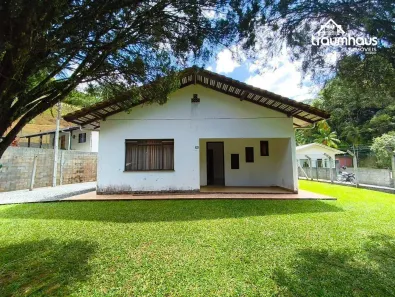 Casa com 5 Quartos para alugar, 203m² no Vila Itoupava, Blumenau