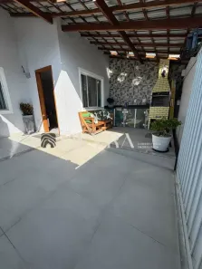 Casa com 2 Quartos à venda, 96m² no Lagoa, Macaé
