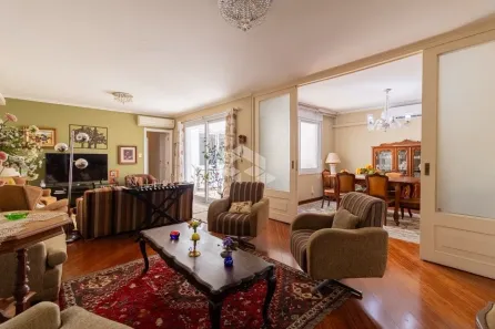 Apartamento com 3 Quartos à venda, 172m² no Bom Fim, Porto Alegre