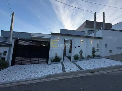 Casa com 3 Quartos à venda, 190m² no Bosque, Vinhedo