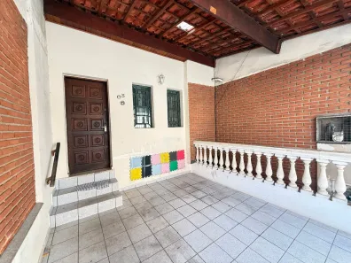 Casa com 5 Quartos à venda, 247m² no Parque Peruche, São Paulo