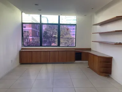 Sala Comercial com 2 Quartos à venda, 66m² no Menino Deus, Porto Alegre